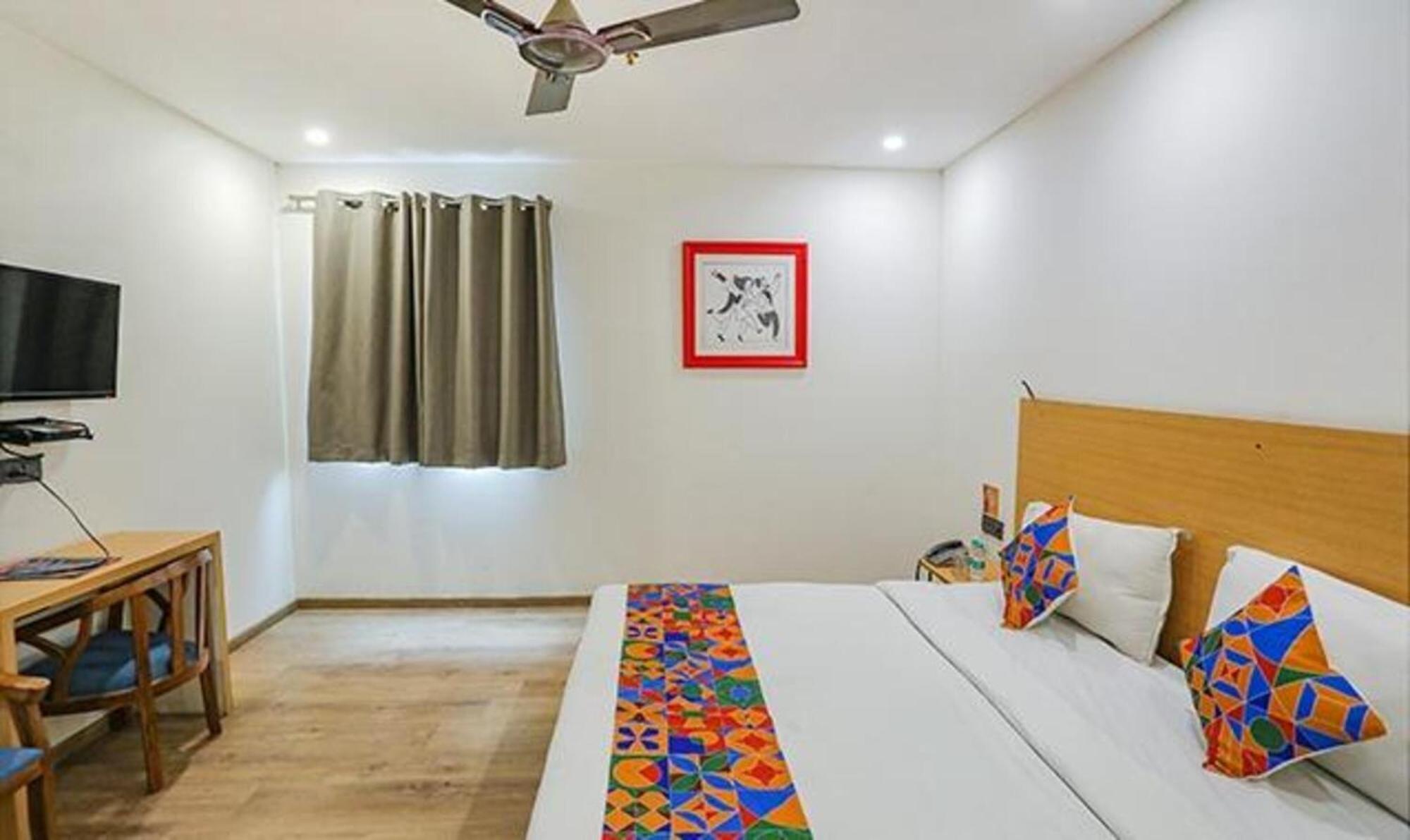 Fabhotel F9 Sector 58 Noida Exteriér fotografie