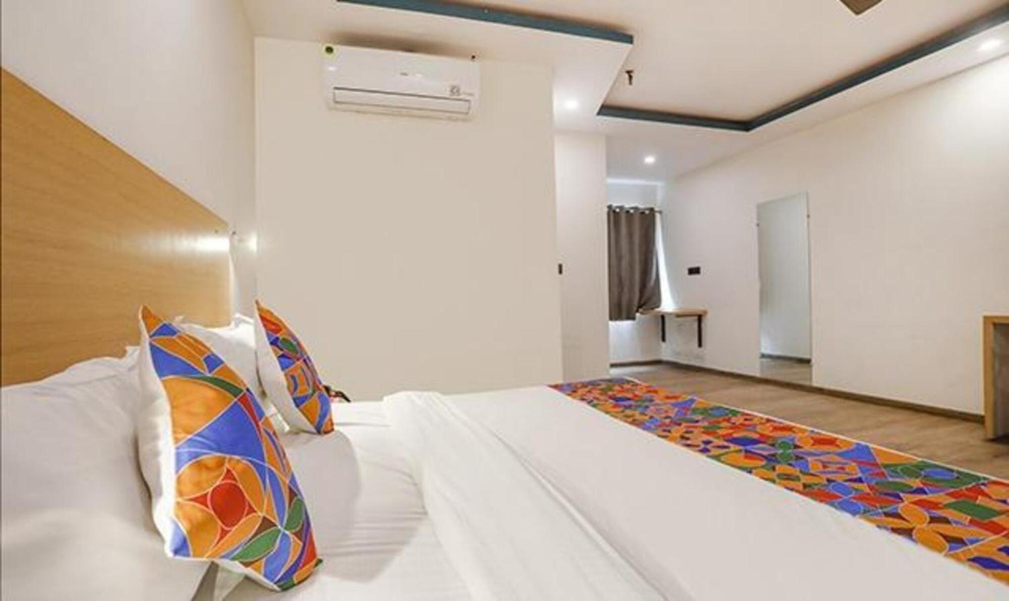 Fabhotel F9 Sector 58 Noida Exteriér fotografie